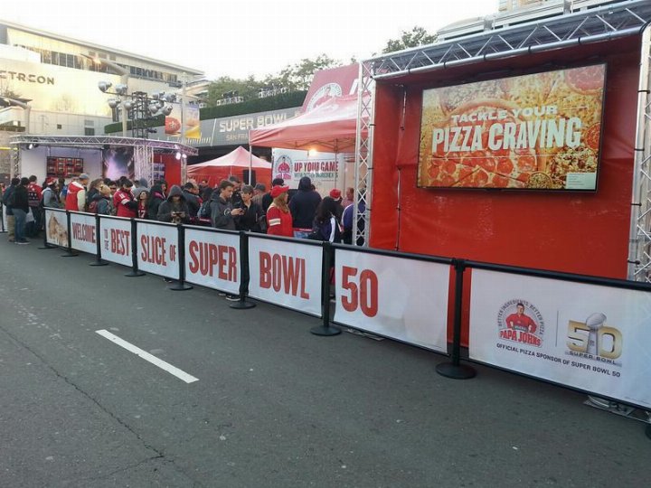 Papa Johns Super Bowl Activation